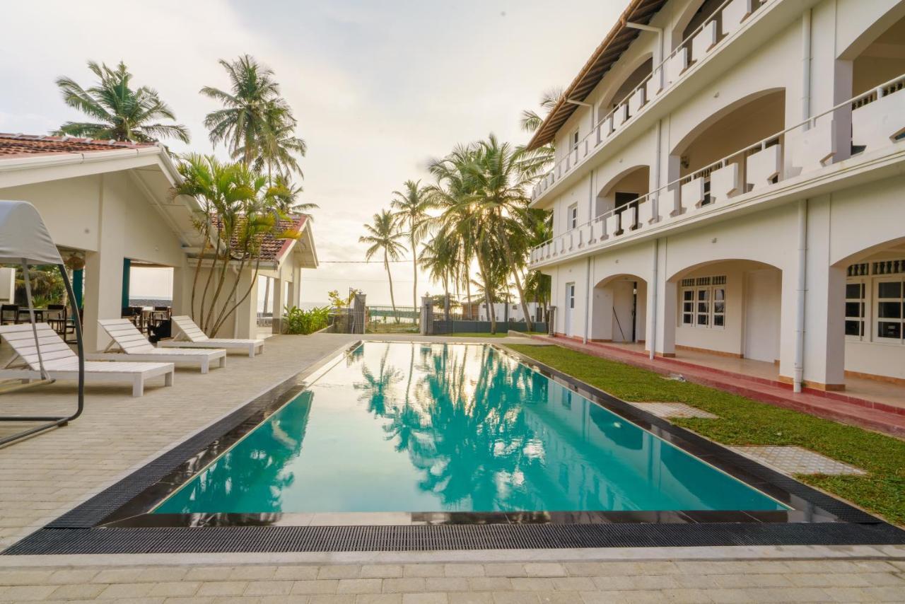 Shangrela Beach Resort By Ark Ambalangoda  Exterior photo